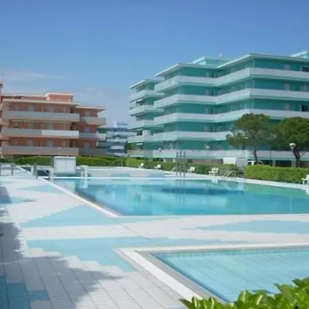 Apartament In 25232